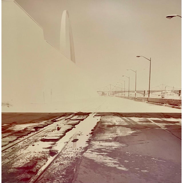 Joel Meyerowitz, St. Louis and the Arch Vintage Photograph Joel Meyerowitz Architectural Photo, 1981-1982 For Sale - Image 4 of 6