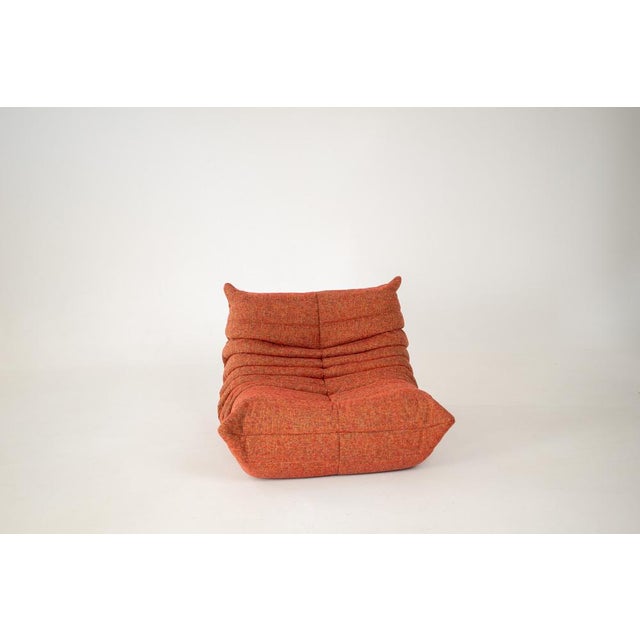 Set of Togo Lounge Chair and Pouf in Crimson Tweed Fabric by Michel Ducaroy for Ligne Roset, 1973 For Sale - Image 12 of 18