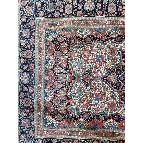 Antique Mohtasham Rug, 1920s For Sale - Image 4 of 18