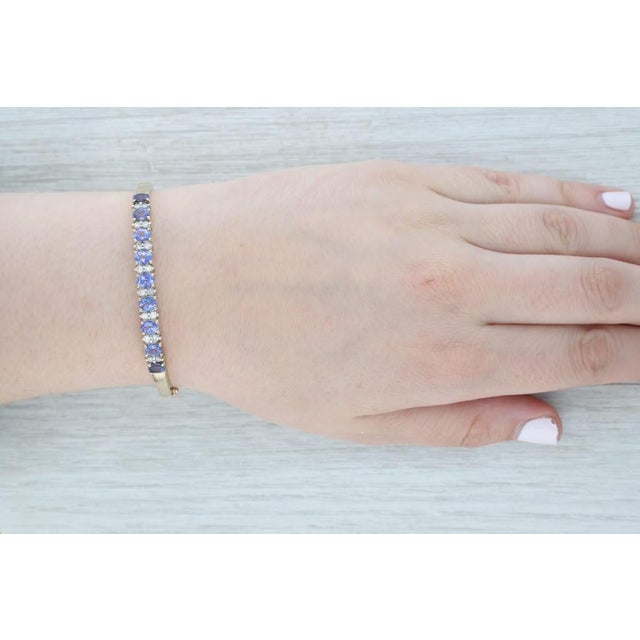 2010s Cardow Tanzanite Diamond Bangle Bracelet 14k Yellow Gold 7" For Sale - Image 5 of 8