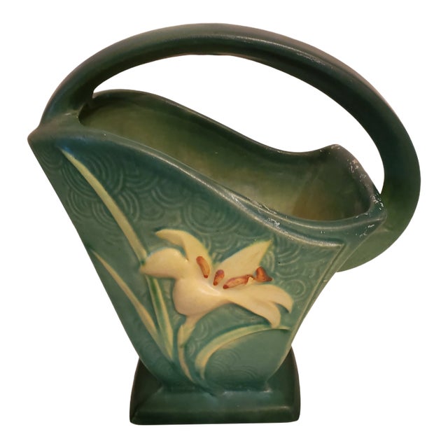 1940s Roseville Pottery Zephyr Lily Handled Basket For Sale