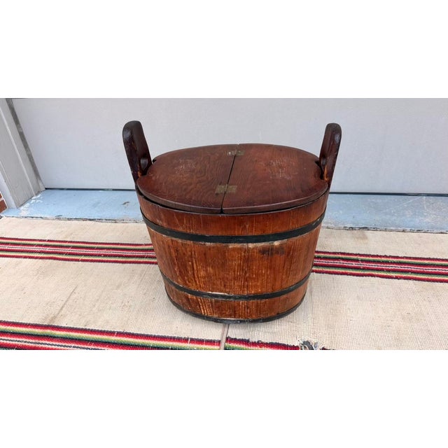 Antique Pennsylvania Pine Wash Basin Barrel With Hinged Lid, Converted to Side Table, Circa 1840s For Sale - Image 17 of 18