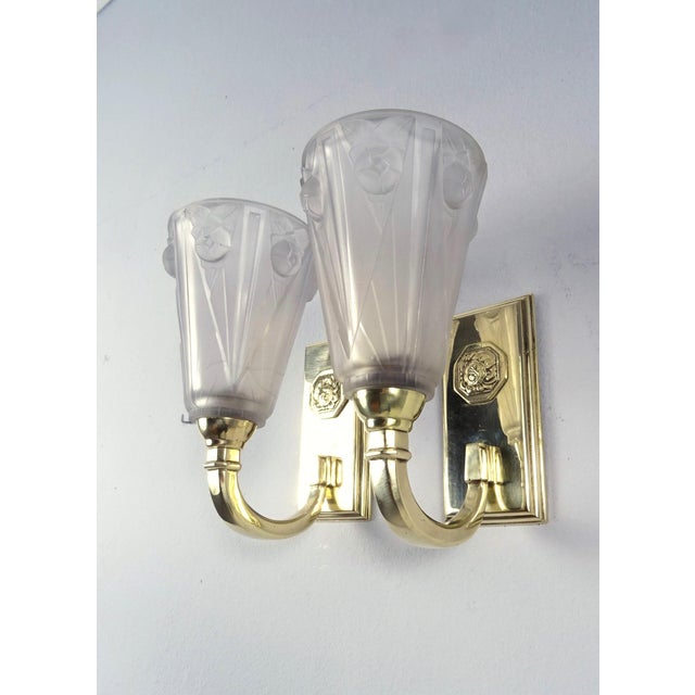 Art Deco Sconces in Bronze, France, 1920s-1930s, Set of 2 For Sale - Image 3 of 12