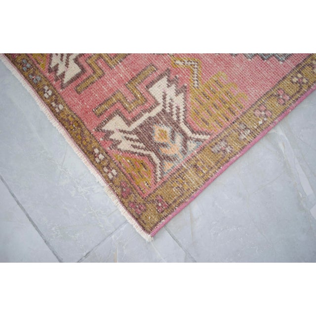 Textile 1970s Pink and Gray Hand-Knotted Wool Turkish Rug Doormat - 1'7" X 2'12" For Sale - Image 7 of 8