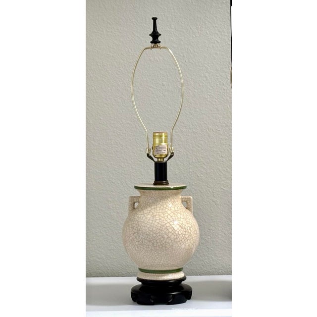 1970s Vintage Chinoiserie Table Lamp With Silk Shade For Sale - Image 4 of 8