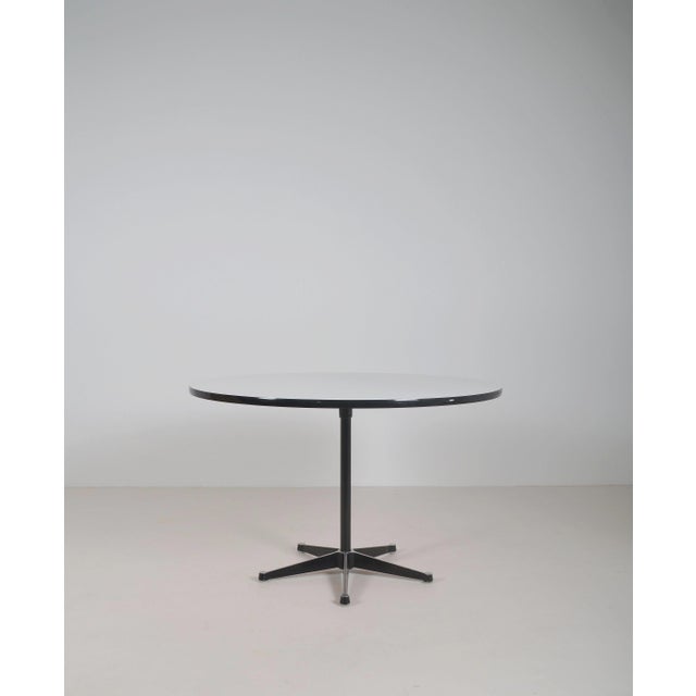 Wood 650 Dining Table by Charles and Ray Eames for Herman Miller, 1960s For Sale - Image 7 of 7