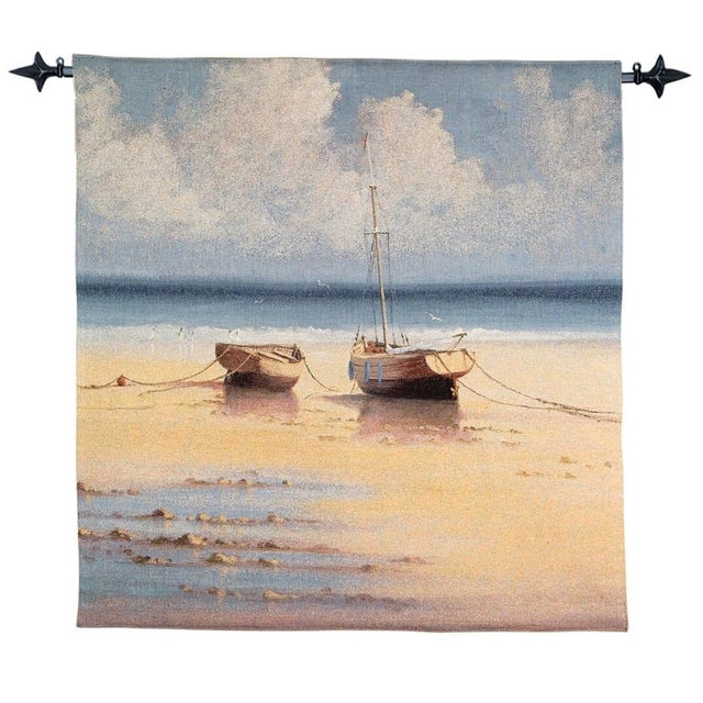 This beautiful tapestry is woven on a jacquard loom by skilled weavers, keeping alive the centuries old tradition of...