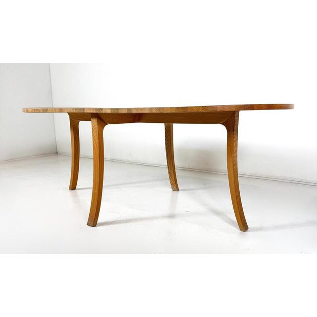 Mid-Century Dining Table by Walter Nielsen, 1970s For Sale - Image 4 of 5