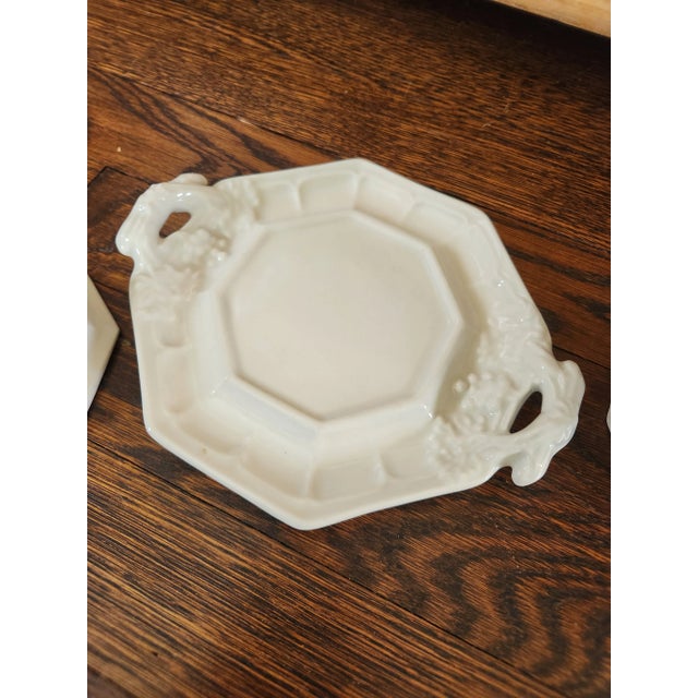 Ironstone China Circa 1960s Red Cliff China Ironstone Soup or Gravy Tureen With Underplate For Sale - Image 4 of 12