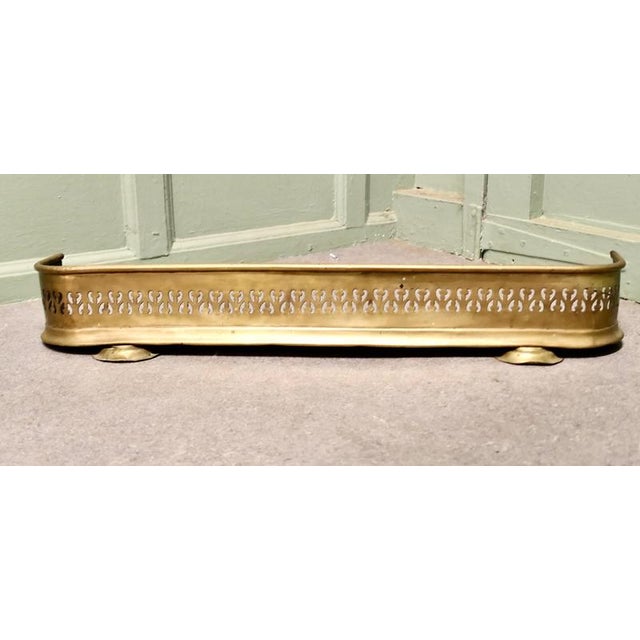 Small Victorian Pierced Brass Fender For Sale - Image 3 of 7