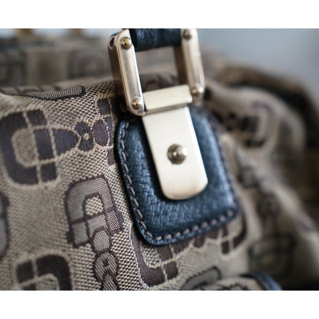 Contemporary Gucci Horsebit 1955 Tote Bag, C. 2006 For Sale - Image 3 of 18