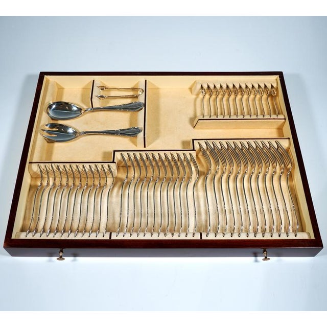 1920s Art Deco Silver Cutlery Set for 12 in Showcase attributed to Bruckmann &Sons Germany, 1920s, Set of 164 For Sale - Image 5 of 13