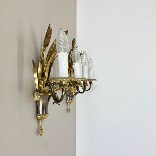 Maison Charles Florentine Brass Wall Lights from Maison Charles, France, 1970s, Set of 2 For Sale - Image 4 of 18