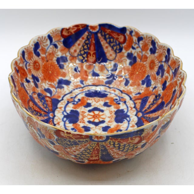 Imari Porcelain Circa 1860s Meiji Period Japanese Imari Porcelain Oval Scalloped Bowl For Sale - Image 4 of 7