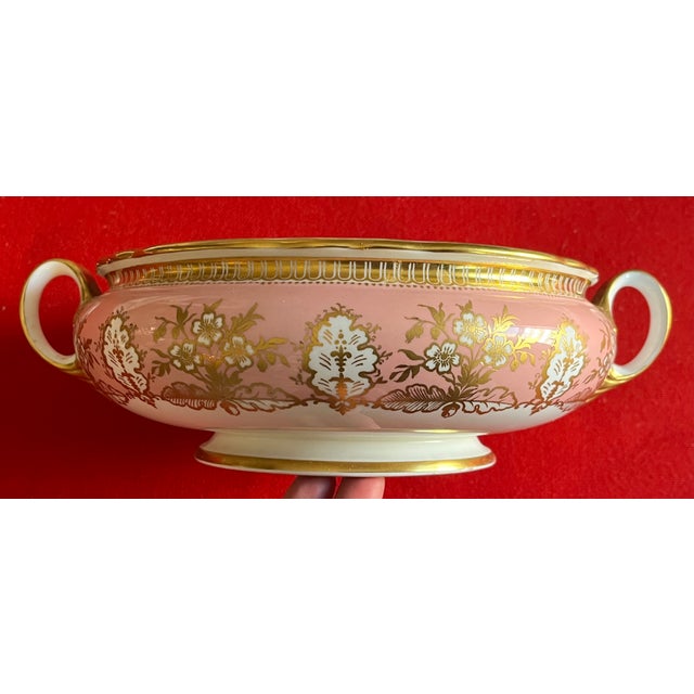 Aynsley Pink & Gold Foliage English Bone China Porcelain Soup Tureen or Vegetable Serving Dish For Sale - Image 15 of 18
