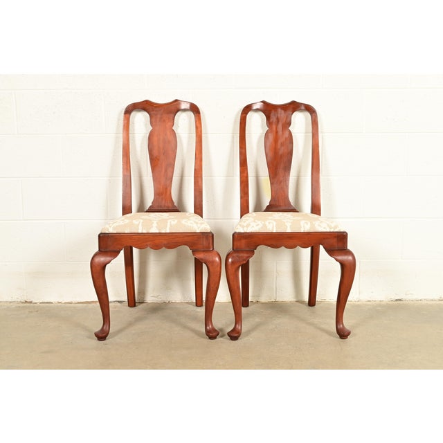 Queen Anne Henkel Harris Queen Anne Solid Cherry Wood Side Chairs or Dining Chairs | Pair For Sale - Image 3 of 15
