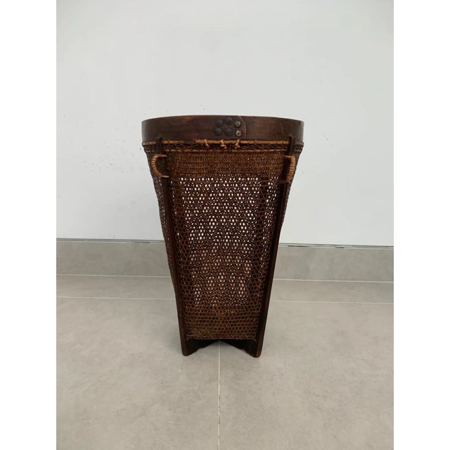 Rattan Basket Dayak Tribe Hand-Woven From Kalimantan, Borneo, Mid 20th Century For Sale - Image 4 of 8