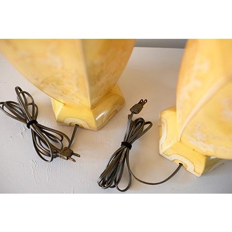 Mid 20th Century Yellow Ginger Jar Chinoiserie Lamp Paul Hanson - a Pair For Sale - Image 14 of 14