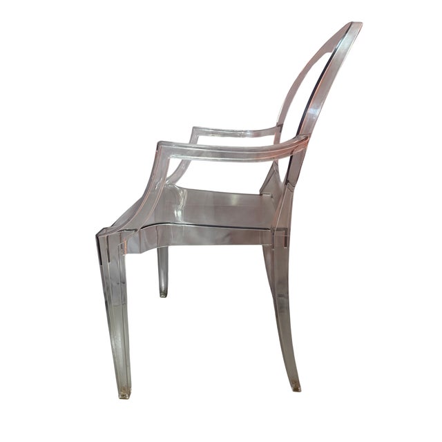 Modern Pair of Kartell Louis Ghost Clear Armchairs, Marked Kartell For Sale - Image 3 of 6