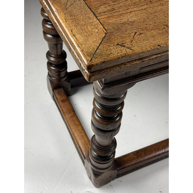 English Extendable Table, 1700 For Sale - Image 13 of 18