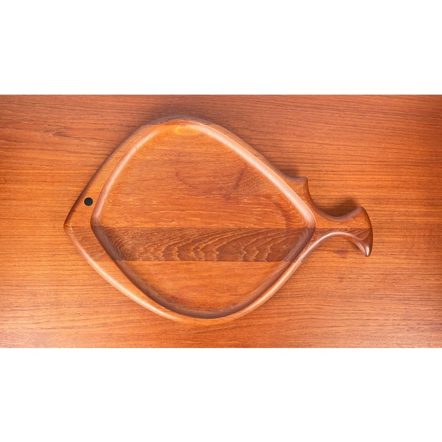 Mid-Century Modern Mid-Century Modern Danish Fish Shaped Teak Plate Bowl from Digsmed, 1960s For Sale - Image 3 of 18