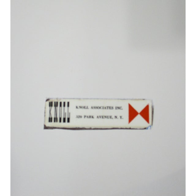 Eero Saarinen 20" Tulip Side Table for Knoll ( B ) For Sale - Image 11 of 12