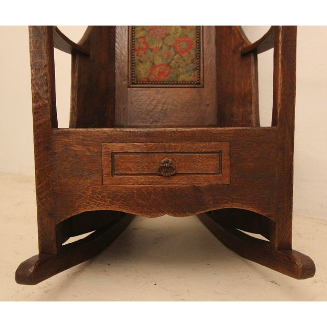 Antique English Lambing Chair, 1890s For Sale - Image 13 of 18