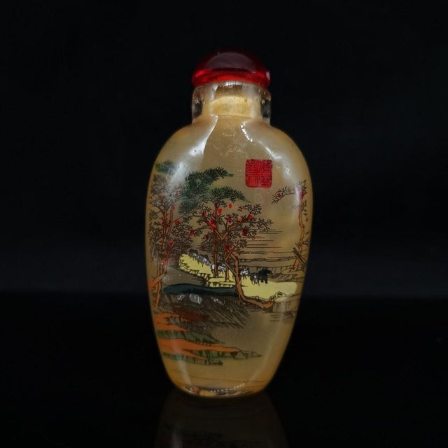 Set of 4 Vintage Inside-Painted Chinese Snuff Bottles For Sale - Image 4 of 9