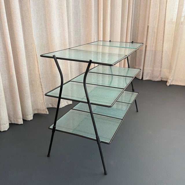 Salterini 1960s Mid-Century Modern Wrought Iron Tiered Glass Side Table Étagère For Sale - Image 4 of 8