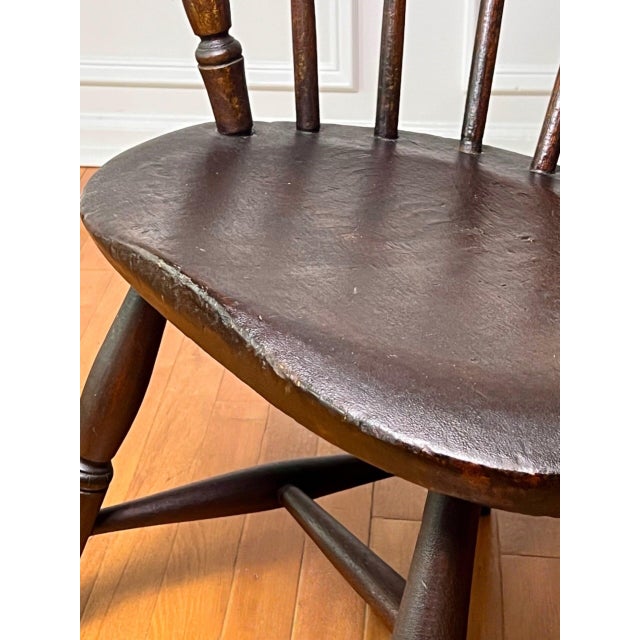 Pair of Early 20th Century Sack Back Windsor Armchairs in a Dark Finish For Sale - Image 15 of 18