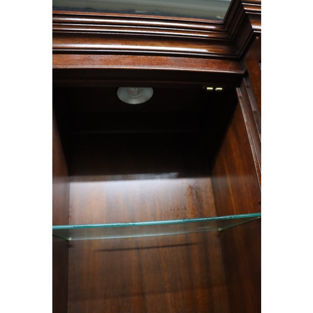 Traditional Henkel Harris Virginia Galleries Genuine Mahogany Two-Piece Breakfront China Cabinet For Sale - Image 3 of 17
