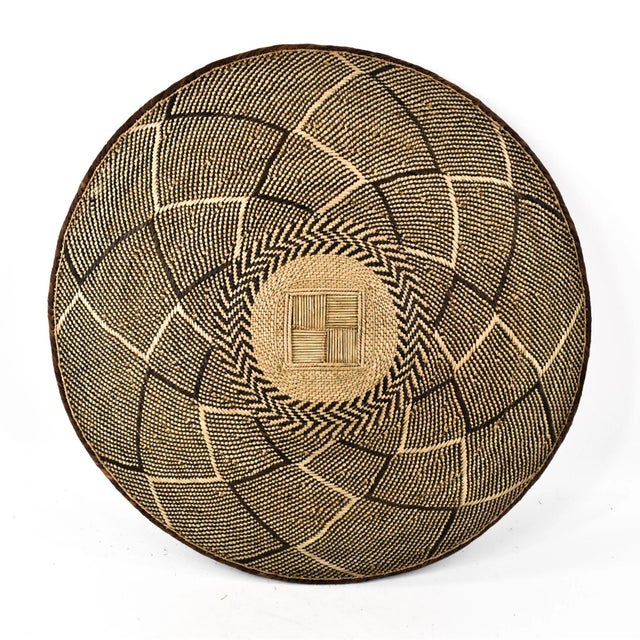 Early 20th Century Tonga Binga Basket 22.5 Inch For Sale - Image 4 of 7
