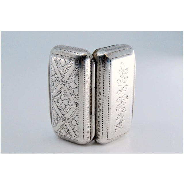 Gold Silver and Gold Vinaigrette Box with Geometric Figures For Sale - Image 8 of 11