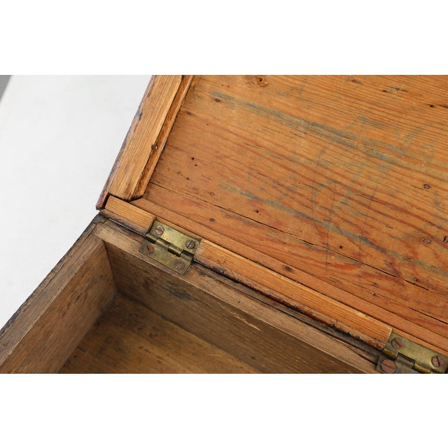 Brown Art Deco French Sewing Box in Sculpted Wood, 1890s For Sale - Image 8 of 11