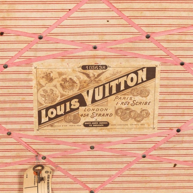 19th Century Antique Louis Vuitton Trunk in Damier Canvas, France, 1890 For Sale - Image 16 of 18
