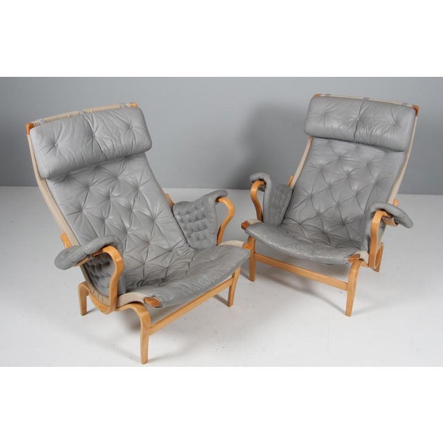 Pernilla Lounge Chair in Grey Leather with Beech Frame attributed to Bruno Mathsson for Dux, Sweden, 1980s For Sale - Image 3 of 11