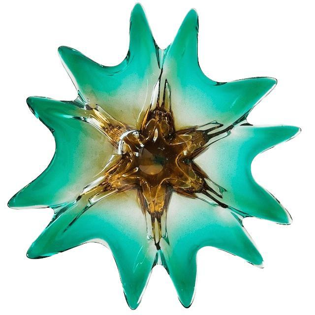 Vintage Sommerso Czech star-shaped glass bowl designed by Josef Hospodka for Chřibská in amber and green from the 1950s....