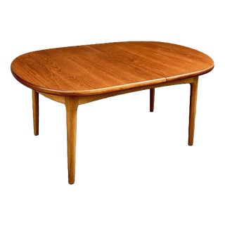 Mid-Century Oval Extending Teak Dining Table from Elliots of Newbury, 1960s For Sale
