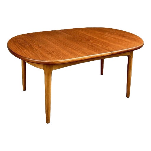 Mid-Century Oval Extending Teak Dining Table from Elliots of Newbury, 1960s For Sale