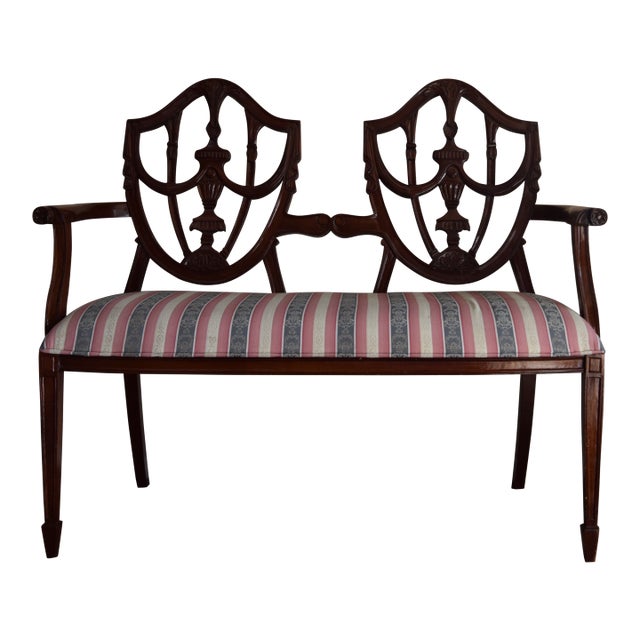 Late 19th- To Early 20th-Century Hepplewhite-Style Settee For Sale