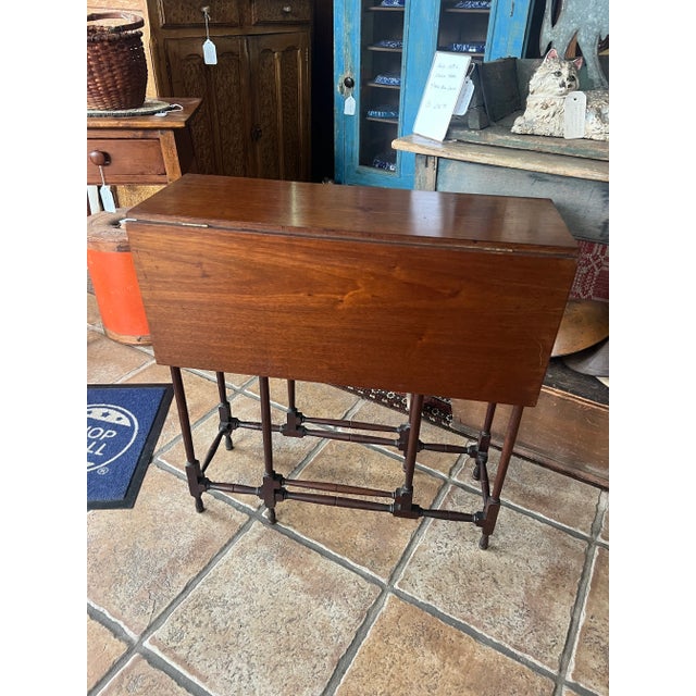 Early 19th Century Early 19th Century English Mahogany Petite Spider Gate Leg Table For Sale - Image 5 of 9