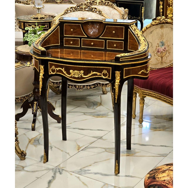 French French Louis XVI Ladies Writing Desk With 6 Drawers, Gallery Rail & Bronze Mounts For Sale - Image 3 of 3