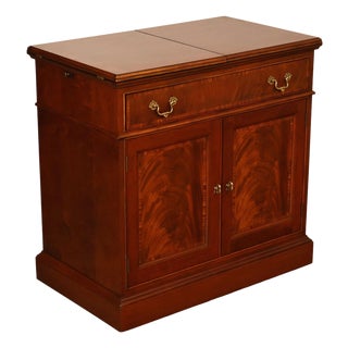 Stickley Traditional Mahogany Flip-Top Server Cabinet For Sale