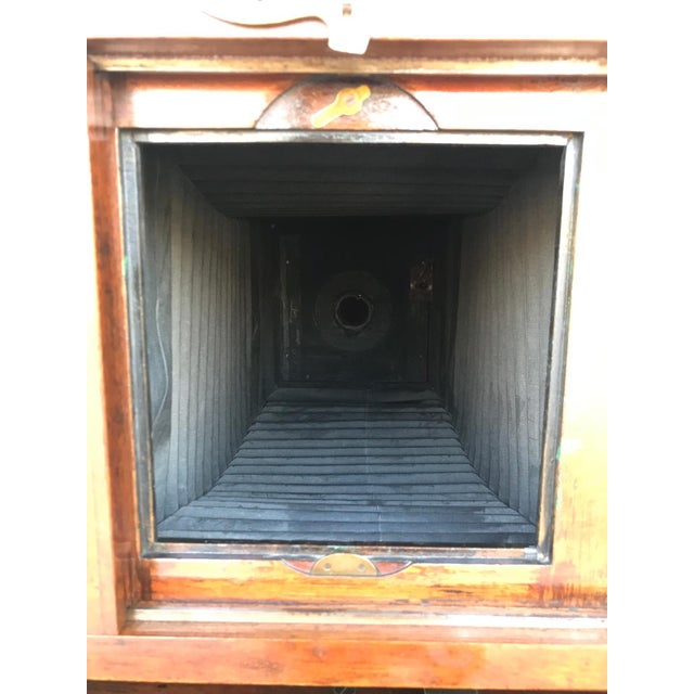 Wood 19th Century Old Study Camera in Oak Wood With Height Adjustable and Brake For Sale - Image 7 of 13
