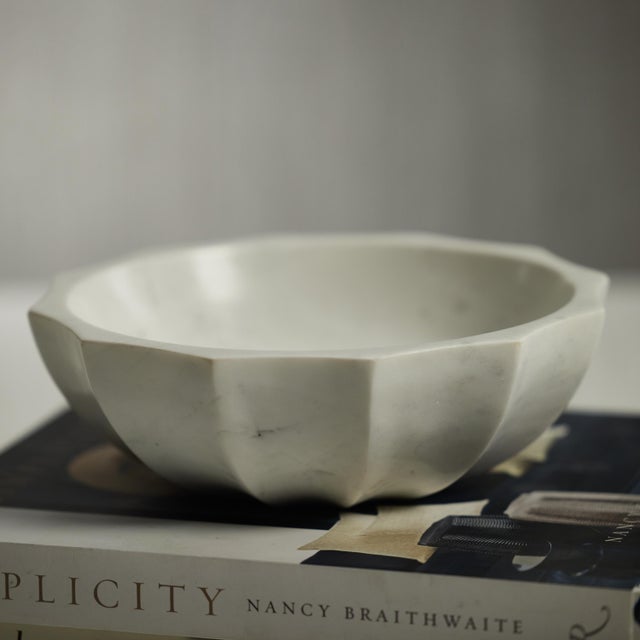 Bring a timeless elegance to your table with this gorgeous marble bowl. This decorative piece is made of quality marble,...