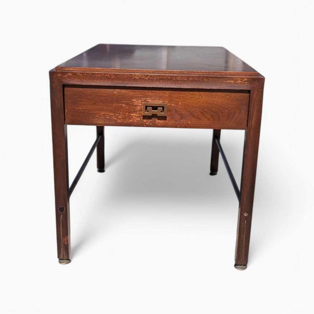 Mid 20th Century Crown City Table Co. Mid-Century Modern Wood Nightstand / End Table For Sale - Image 5 of 18