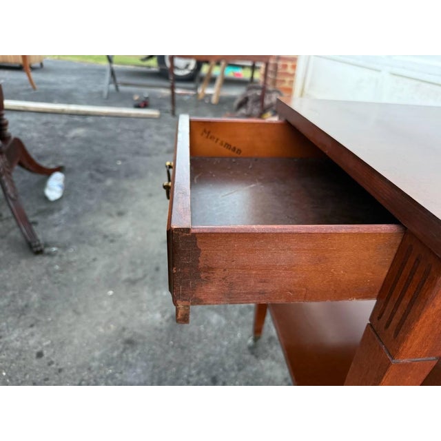 Pair of Vintage Federal Style Mahogany 2 Tier Side Tables on Casters by Mesman For Sale In Washington DC - Image 6 of 12