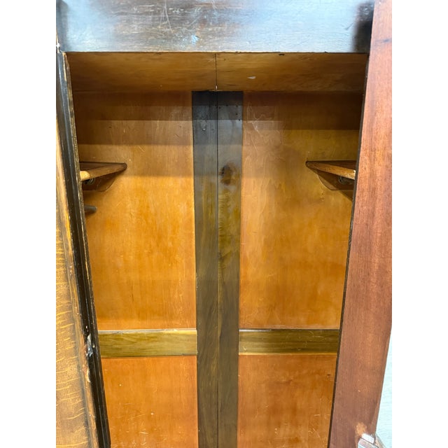 Vintage English Art Deco Quarter Sawn Tiger Oak Wardrobe For Sale - Image 10 of 15