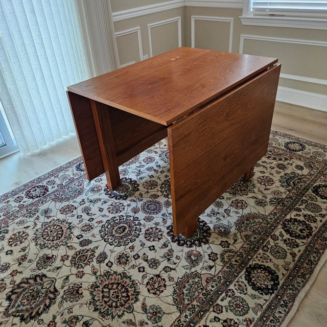 Danish Modern Teak Gateleg Table For Sale In Philadelphia - Image 6 of 12
