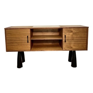 Mid Century Modern Walnut Entertainment Console Credenza For Sale
